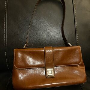 Elegant Brown Leather Shoulder Bag